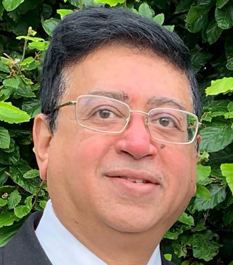 Mr Sunil Gandhi